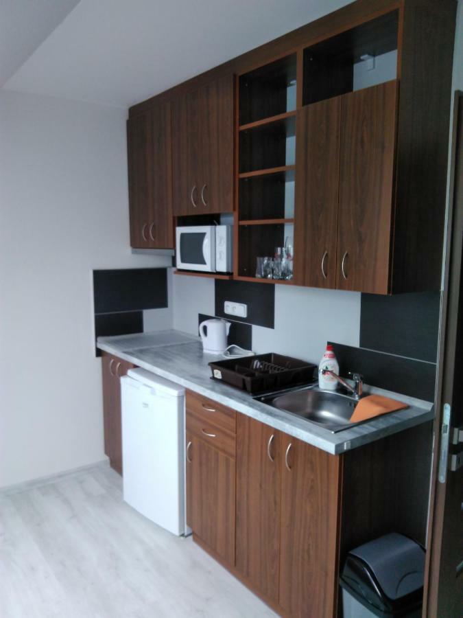 Vinoteka "U Kozu" Hotel Nové Město nad Metují Екстериор снимка
