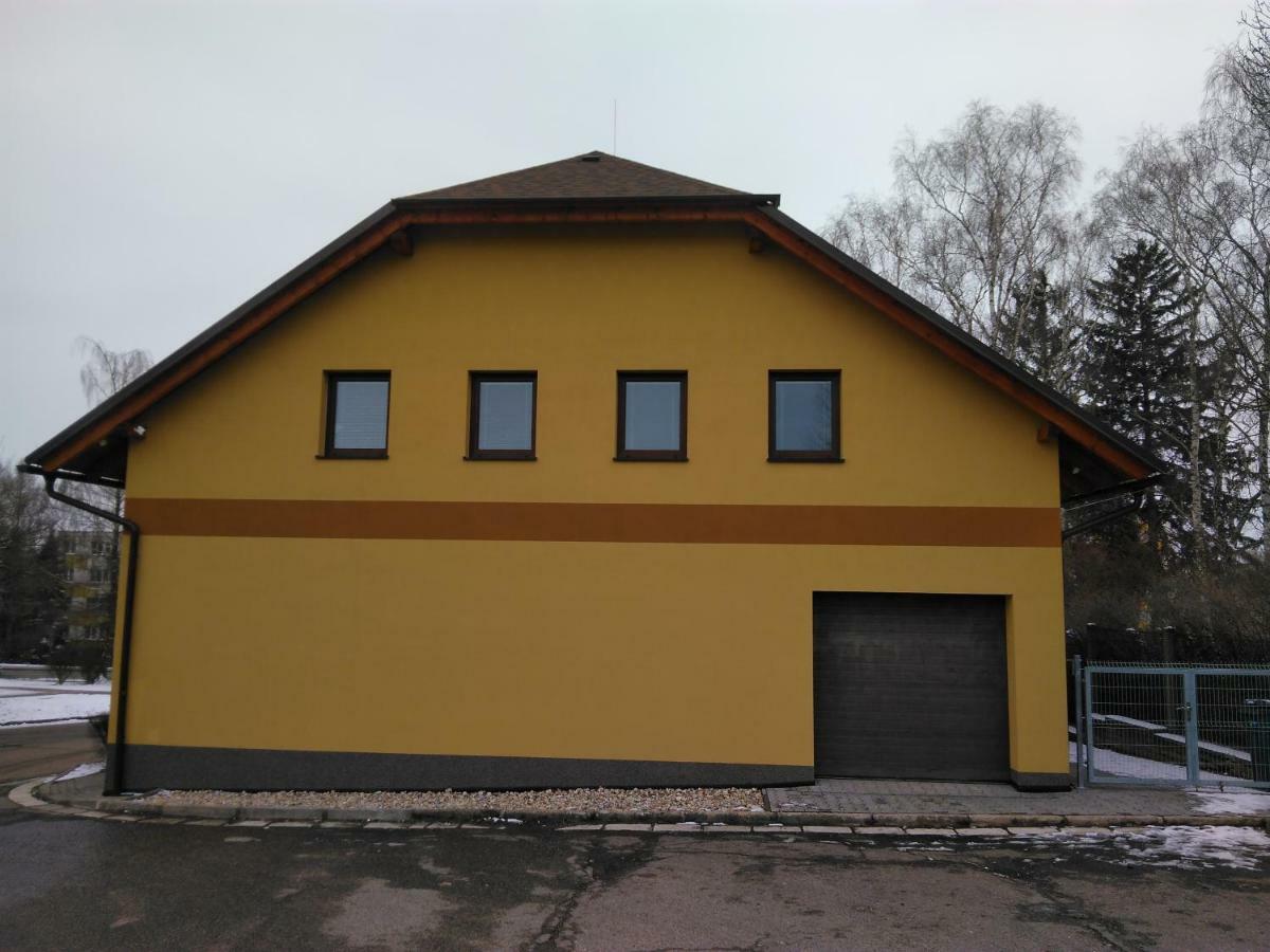 Vinoteka "U Kozu" Hotel Nové Město nad Metují Екстериор снимка