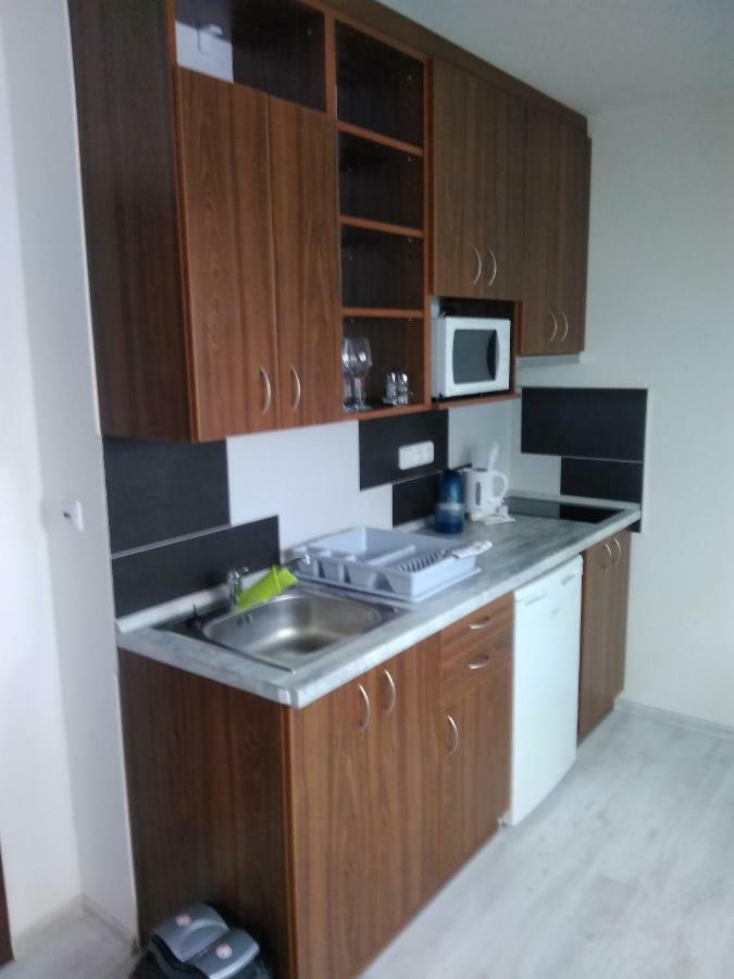Vinoteka "U Kozu" Hotel Nové Město nad Metují Екстериор снимка